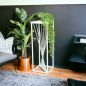 Preview: DanDiBo Blumenhocker Metall Weiß Eckig 70 cm Blumenständer Beistelltisch 96566 Blumensäule Design Modern Pflanzenständer Pflanzenhocker