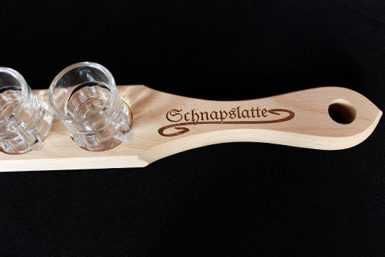 Preview: Schnapslatte 52cm mit 6 Gläser Schnapsbrett Schnapsleiste Schnapsrunde mit Gravur Serviertablett