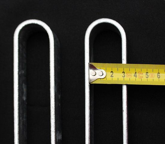 Preview: DanDiBo 4 Stück Bodenanker verzinkt XL Erdanker für Rosenbogen 30 cm Heringe Erdspieß Bodenspieß Befestigung Verankerungs-Set