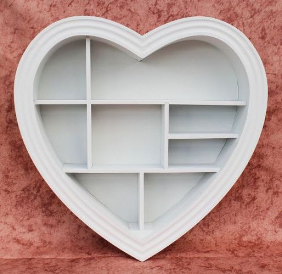 Preview: Setzkasten Herz 15K050 aus Holz 40cm Wandregal Sammlervitrine Schaukasten Regal