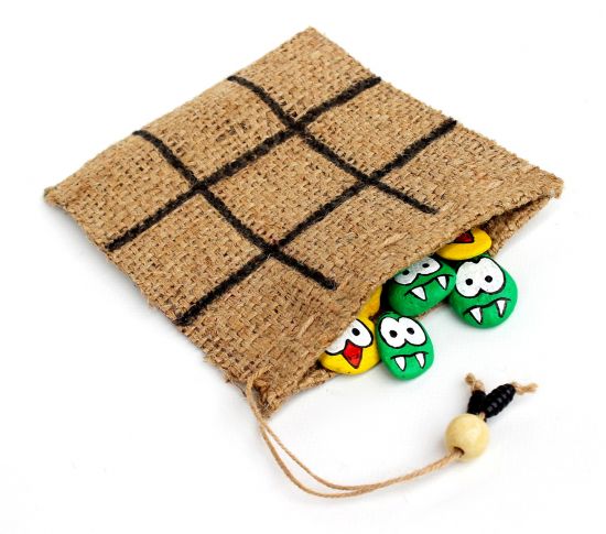 Preview: Tic Tac Toe Spiel Holz Drei Gewinnt handgemacht 4101 Seeschach Spielset für unterwegs mehrfarbig