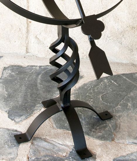 DanDiBo Sonnenuhr Garten Groß Metall Schwarz Schmiedeeisen Deko Wetterfest 70 cm Gartenuhr Uhr Deko