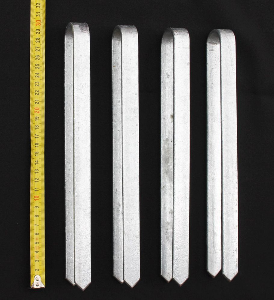DanDiBo 4 Stück Bodenanker verzinkt XL Erdanker für Rosenbogen 30 cm Heringe Erdspieß Bodenspieß Befestigung Verankerungs-Set