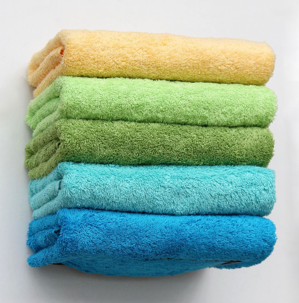 DanDiBo Wall towel rail Wall towel rack for wall mounting Set of 2 20 cm 93821 Invisible Floating wall towel rail Metal Black Modern Design