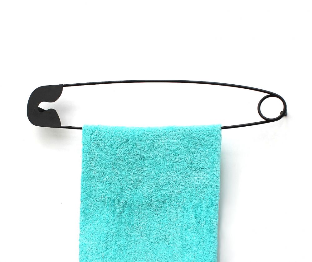 DanDiBo Design Handtuchhalter Handtuchstange Sicherheitsnadel 62 cm Garderobe Wand Büro Schwarz Metall Flur DIY