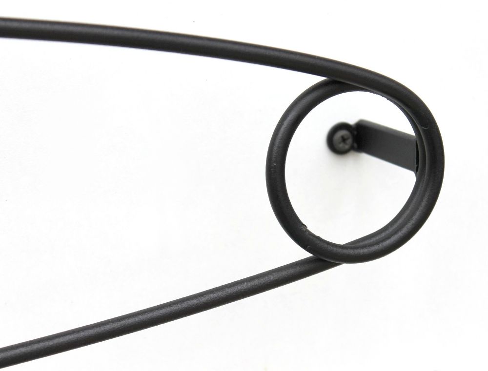 DanDiBo Design Handtuchhalter Handtuchstange Sicherheitsnadel 62 cm Garderobe Wand Büro Schwarz Metall Flur DIY