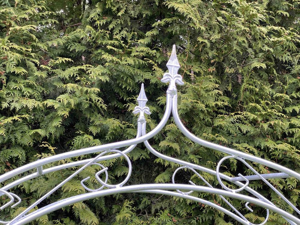 DanDiBo Rosenbogen Metall Verzinkt Breite 140 cm mit Spitze Rundbogen Feuerverzinkt Wetterfest Massiv Volleisen Rankhilfe