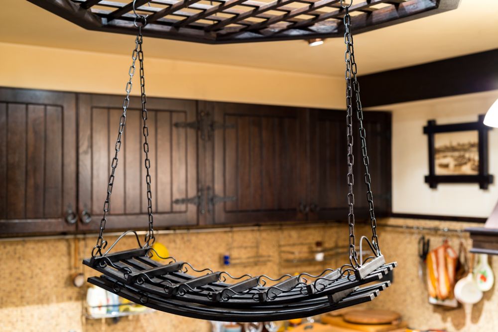 Deckenregal MD Weinregal aus Metall 67cm Hängeregal Flaschenhalter Flaschenregal